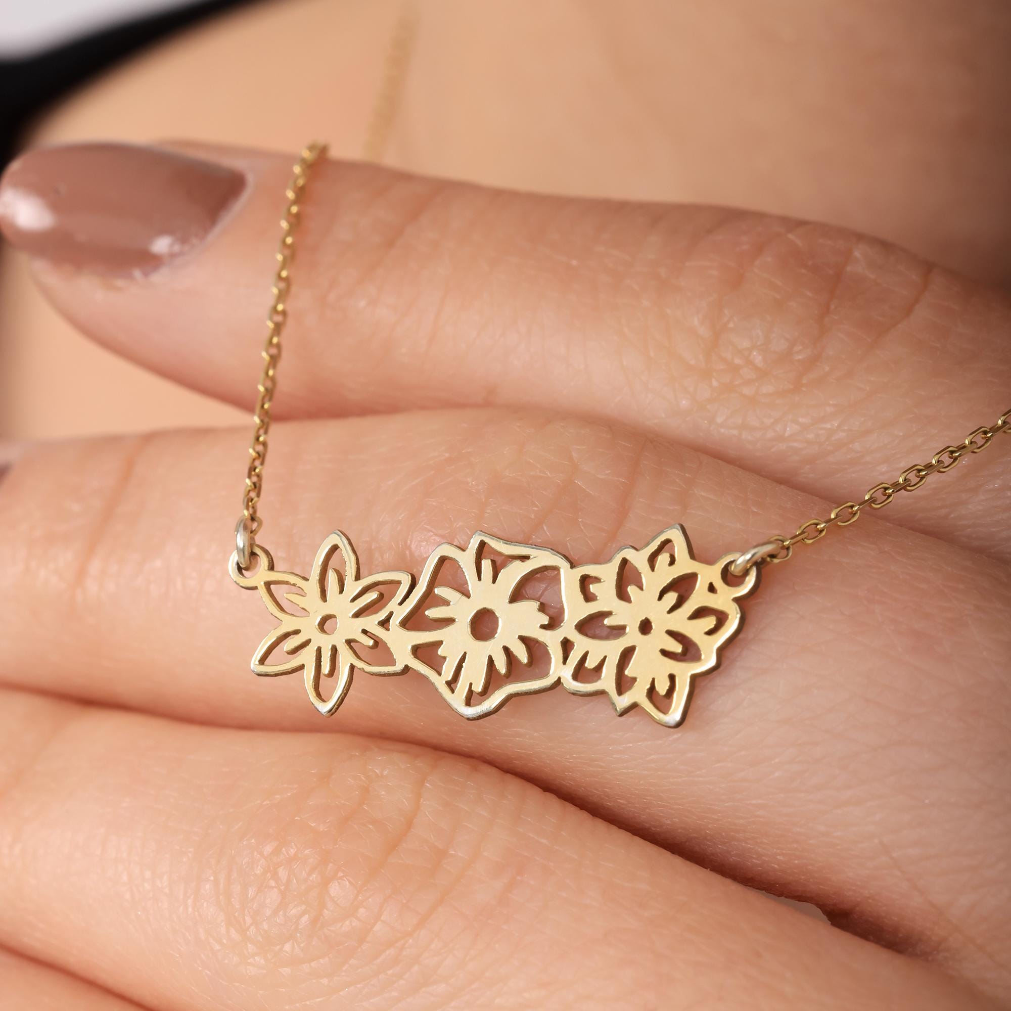 Sterling Silver Birth Flower Necklace – Custom Family Jewelry, Elegant Design Christmas Gift