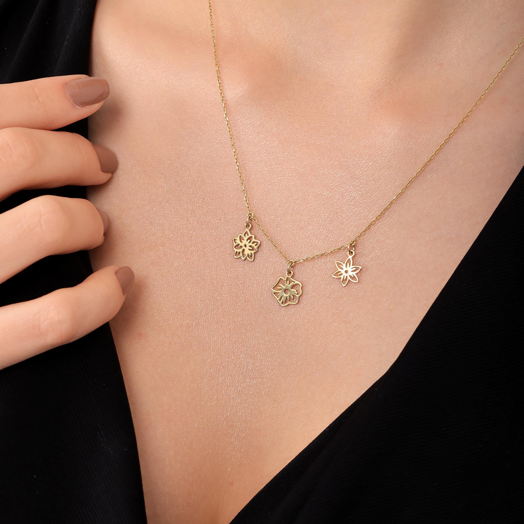 Sterling Silver Birth Flower Necklace – Family Jewellery for Mum Grandma Nana Christmas Gift