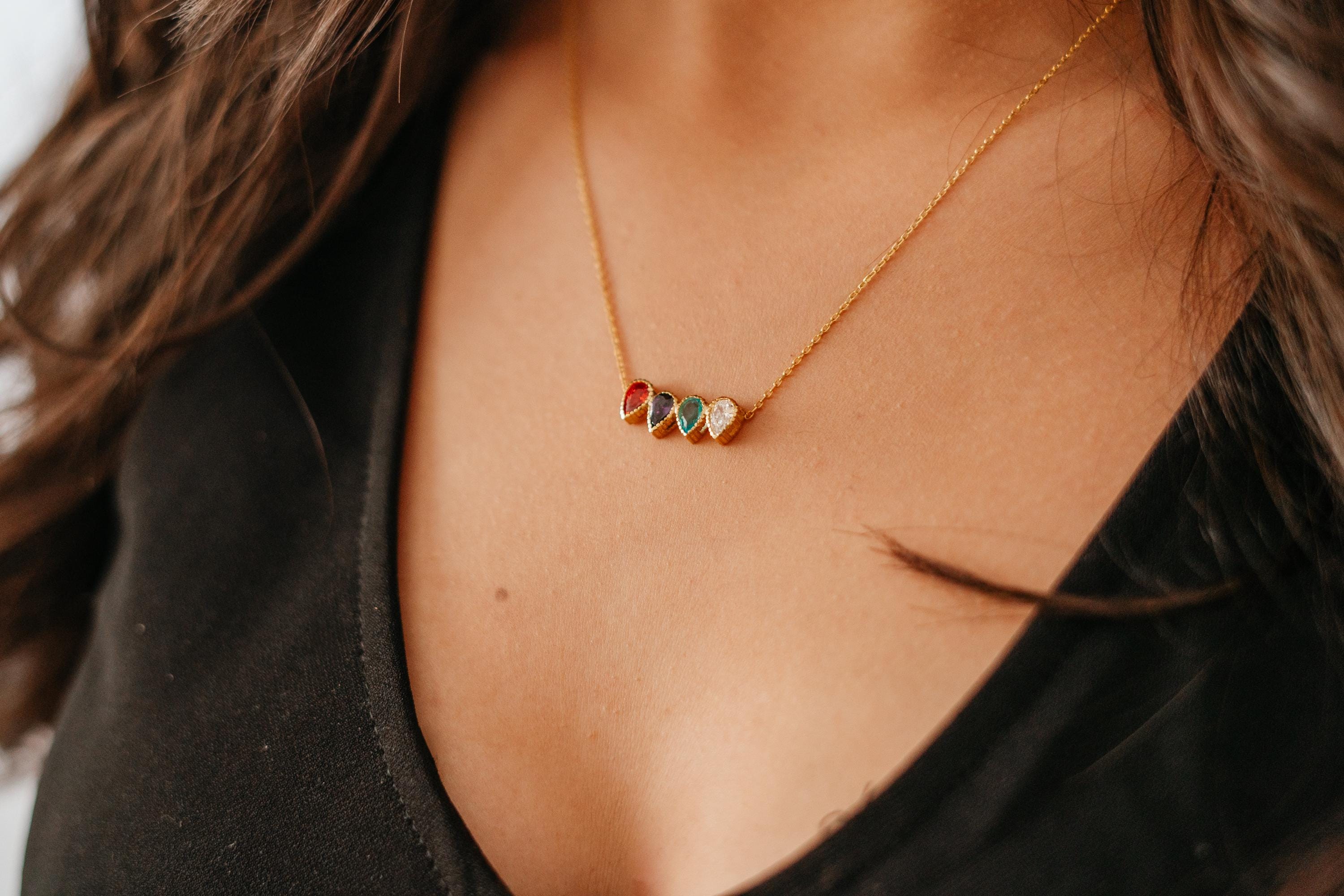 Teardrop Family Birthstone Necklace – Meaningful Jewelry Gift for Mom or Grandma Christmas Gift